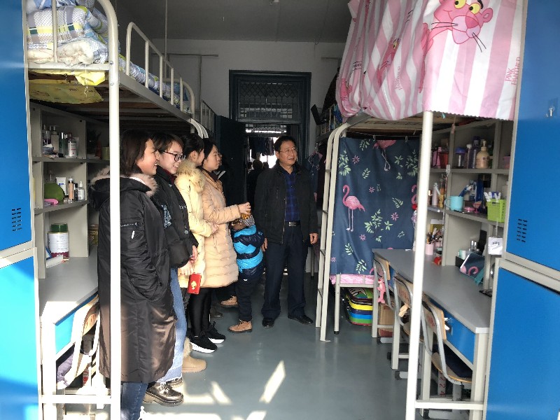 卫生4_93534.jpg 卫生4.jpg