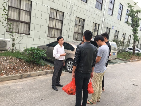 20161001企业看学生.jpg