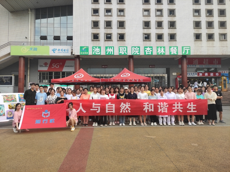 6a06995ff1393d05.jpg